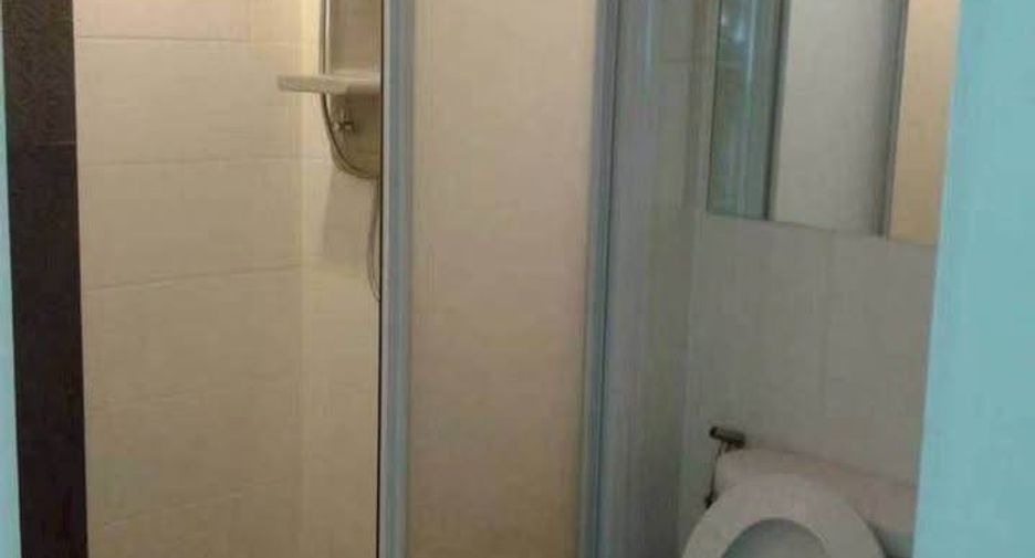 For sale 1 bed condo in Huai Khwang, Bangkok