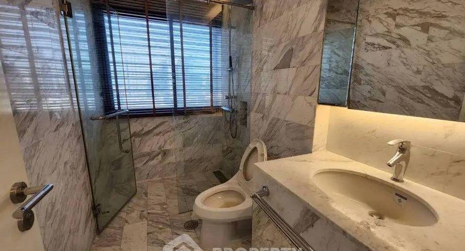Продажа 2 спальни кондо в Щаттхана, Бангкок