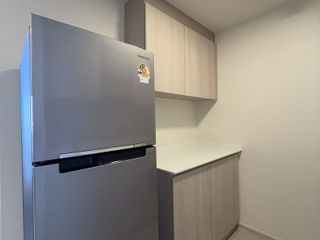 Condo en alquiler de 1 habitaciones en Khlong San, Bangkok