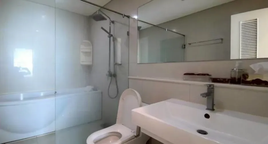 À louer 1 chambre condo à Watthana, Bangkok
