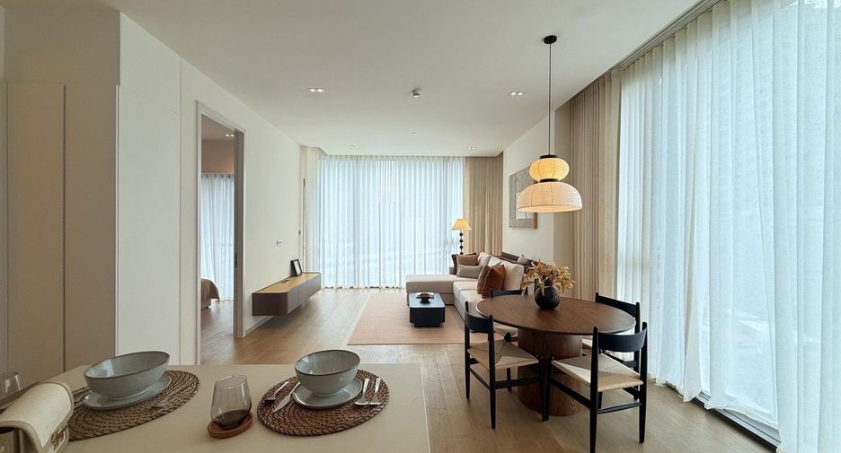 For rent 2 bedrooms condo in Khlong Toei, Bangkok