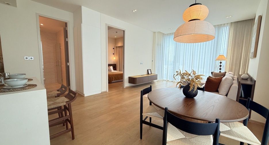 For rent 2 bedrooms condo in Khlong Toei, Bangkok