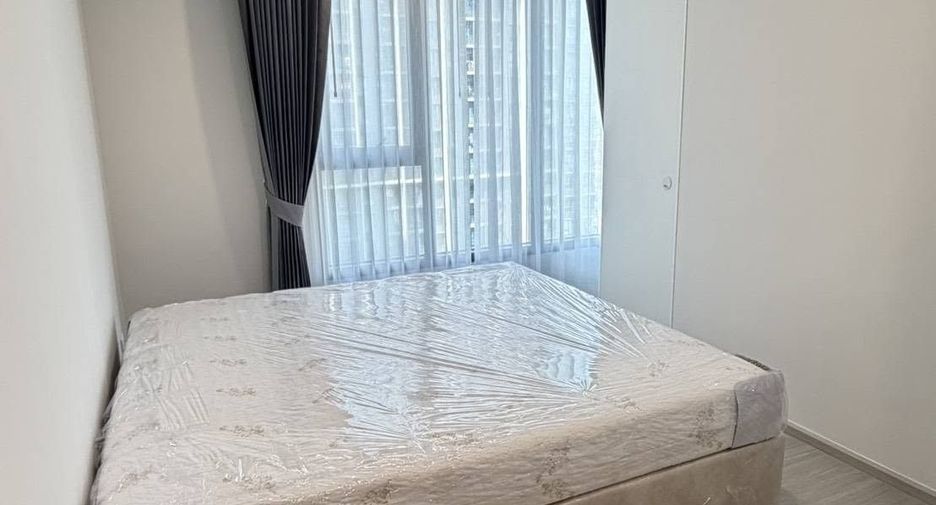 Аренда 2 спальни кондо в Пхаси Чароен, Бангкок