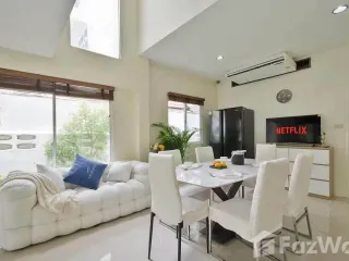 For rent 5 bedrooms house in Khlong Toei, Bangkok