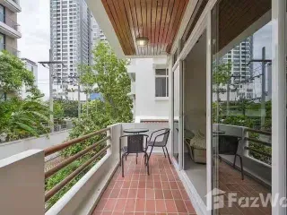 For rent 5 bedrooms house in Khlong Toei, Bangkok