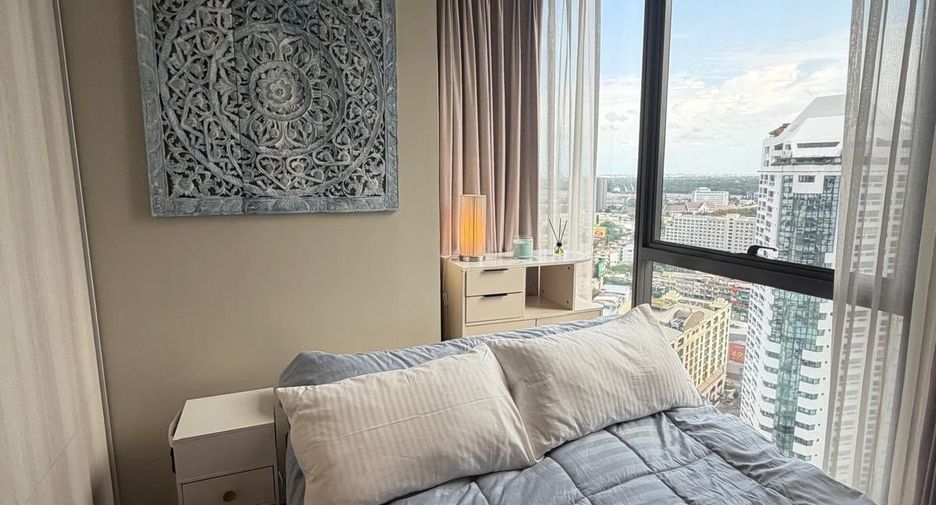 For sale 2 ベッドルーム condo in Khlong Toei, Bangkok