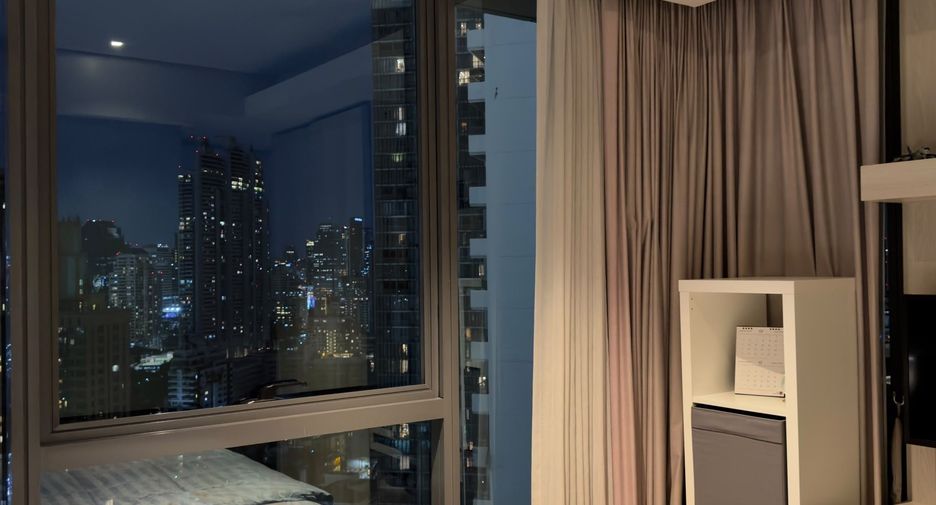 For sale 2 ベッドルーム condo in Khlong Toei, Bangkok