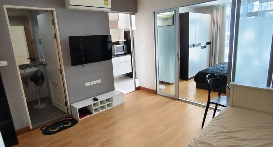 Condo en alquiler de 1 habitaciones en Phra Khanong, Bangkok