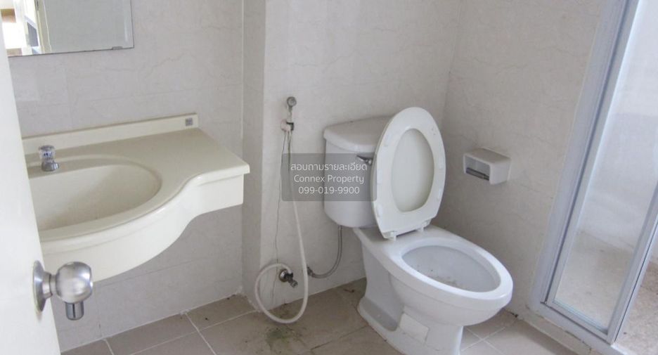 For rent 2 bedrooms condo in Wang Thonglang, Bangkok