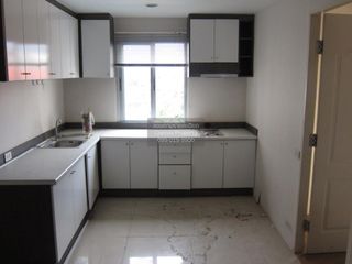 For rent 2 bedrooms condo in Wang Thonglang, Bangkok