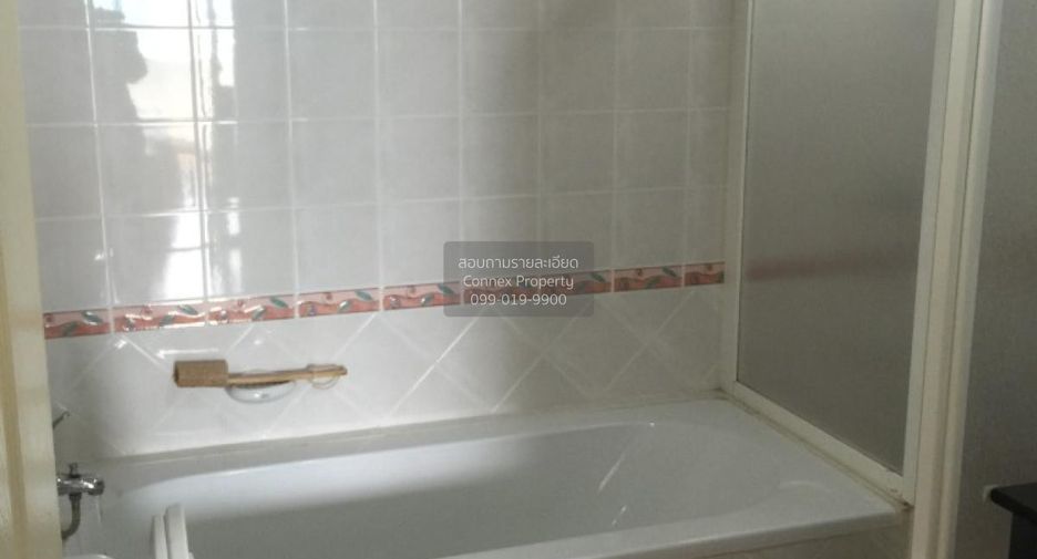 For rent 2 bedrooms condo in Chatuchak, Bangkok