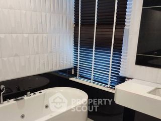 Casa en venta de 5 habitaciones en Chatuchak, Bangkok