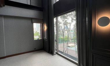 À vendre 2 chambres condo à Khlong Toei, Bangkok