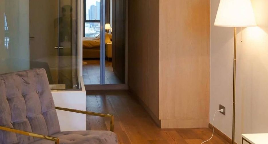 Condo en alquiler y en venta de 1 habitaciones en Pathum Wan, Bangkok
