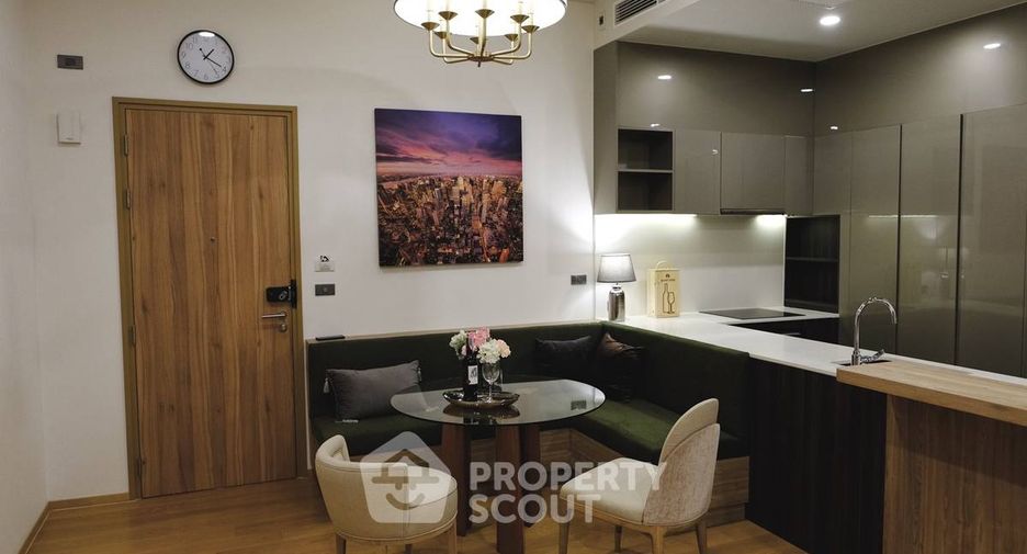 Condo en alquiler de 3 habitaciones en Watthana, Bangkok