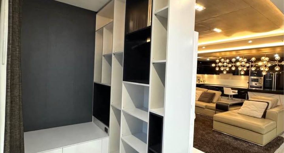 Condo en alquiler de 2 habitaciones en Khlong Toei, Bangkok