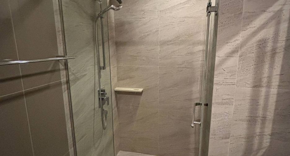 For rent 1 bed condo in Suan Luang, Bangkok