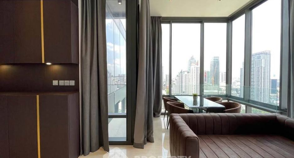 For rent 2 bedrooms condo in Bang Rak, Bangkok