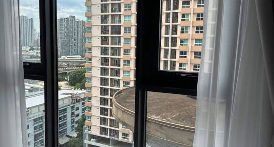 Wohnung zur Miete mit 1 Zimmer in Phra Khanong, Bangkok