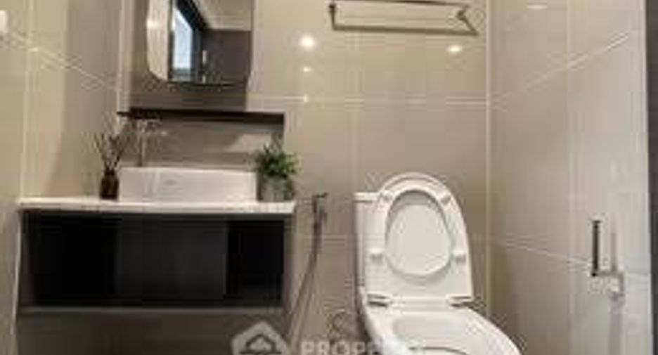 For rent 1 bed condo in Huai Khwang, Bangkok
