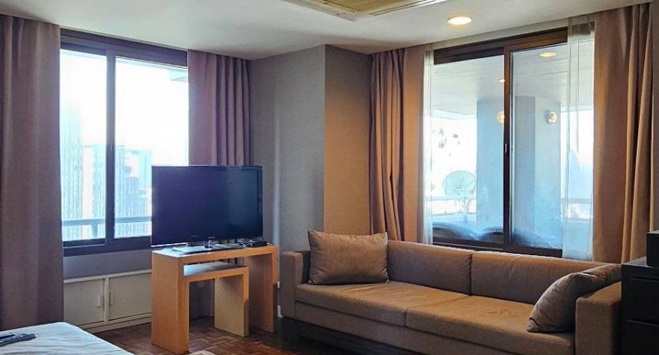 À louer 3 chambres condo à Watthana, Bangkok