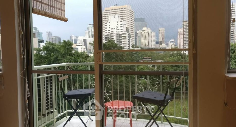 À louer 2 chambres condo à Watthana, Bangkok