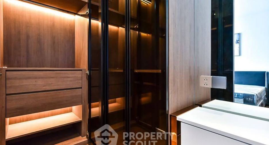 For rent 1 bed condo in Sathon, Bangkok