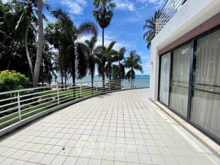 For rent 4 bedrooms villa in Bang Lamung, Chonburi