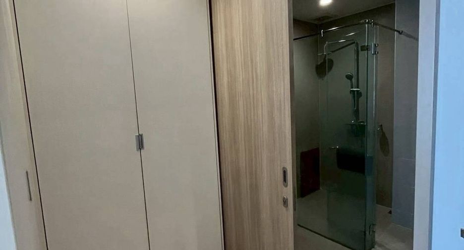 À louer 2 chambres condo à Pathum Wan, Bangkok