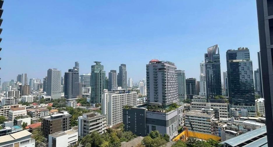 Condo en alquiler de 1 habitaciones en Khlong Toei, Bangkok