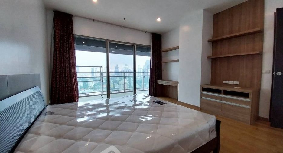 For rent 2 ベッドルーム condo in Khlong Toei, Bangkok