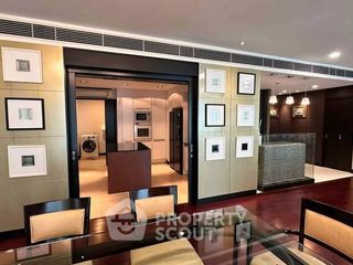 Condo en alquiler de 3 habitaciones en Pathum Wan, Bangkok