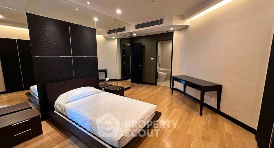 出租 3 卧室 公寓 在 Pathum Wan, 曼谷
