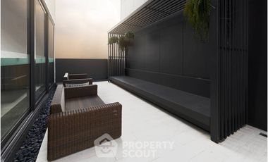 For rent 1 bed condo in Pathum Wan, Bangkok