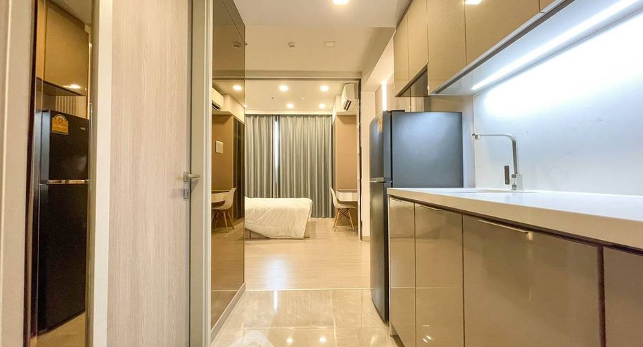 Wohnung zur Miete mit 1 Zimmer in Huai Khwang, Bangkok