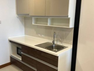 Аренда 1 кровать кондо в Кхлонг Сан, Бангкок