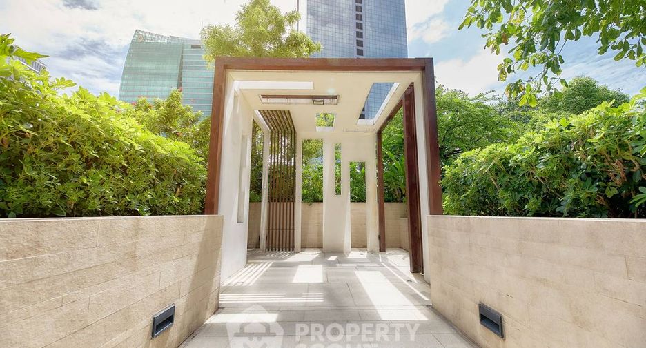 For rent 2 ベッドルーム condo in Sathon, Bangkok