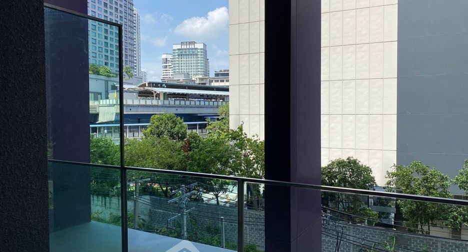 Condo en alquiler de 1 habitaciones en Khlong Toei, Bangkok