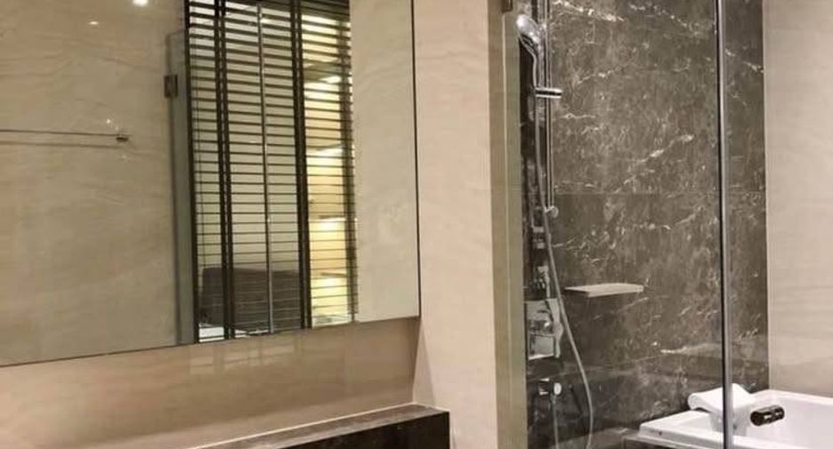 For rent 2 bedrooms condo in Bang Rak, Bangkok