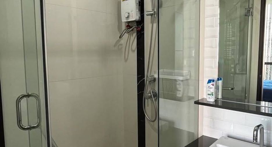 For rent 1 bed condo in Pathum Wan, Bangkok