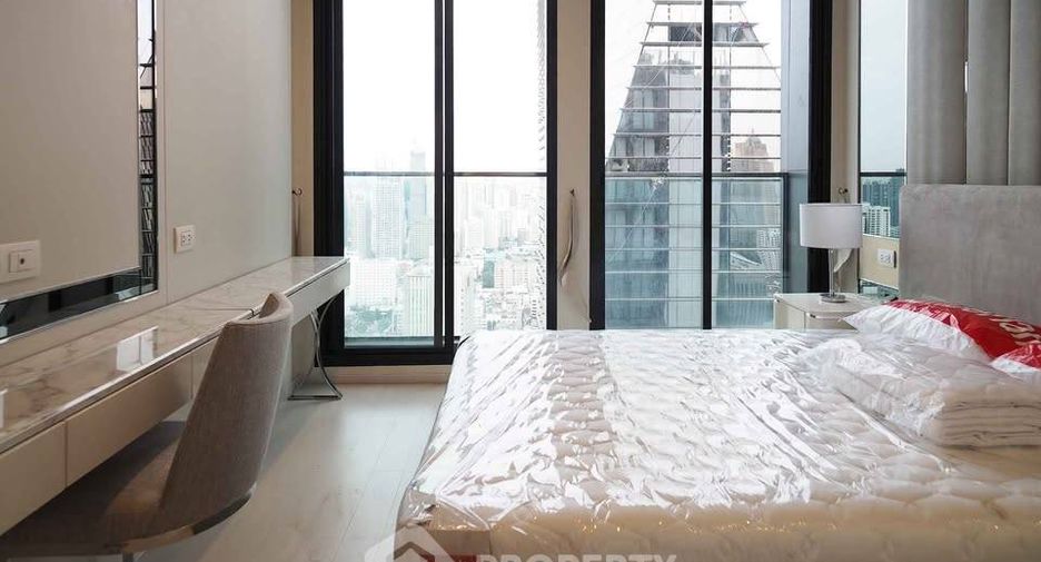À louer 2 chambres condo à Pathum Wan, Bangkok