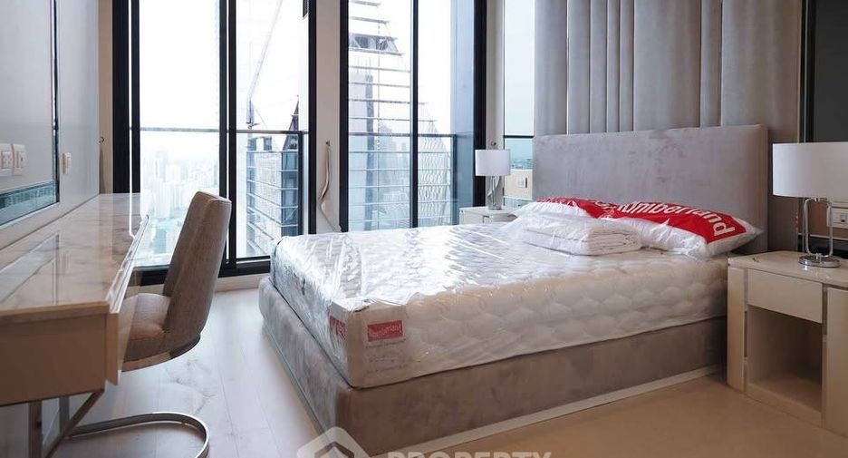 À louer 2 chambres condo à Pathum Wan, Bangkok