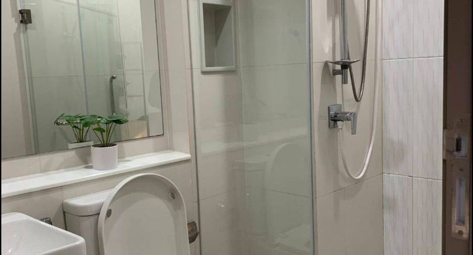 For rent 1 bed condo in Huai Khwang, Bangkok