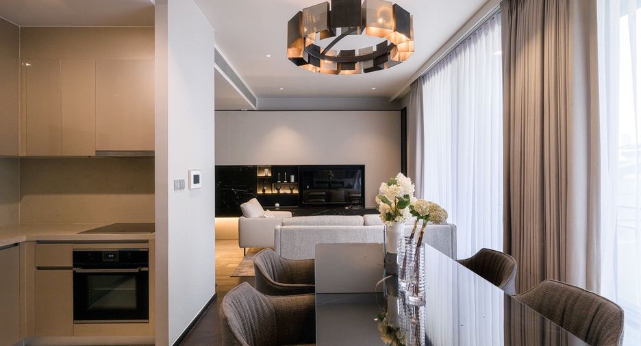 Condo en alquiler y en venta de 2 habitaciones en Khlong Toei, Bangkok