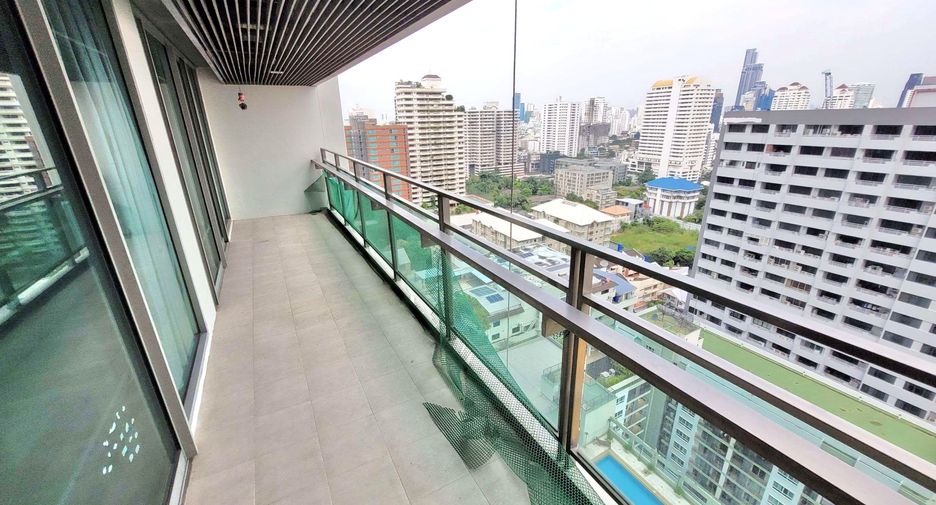 À louer 2 chambres condo à Khlong Toei, Bangkok