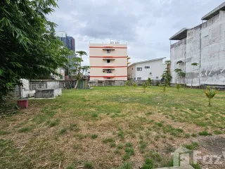 For sale land in Phra Khanong, Bangkok