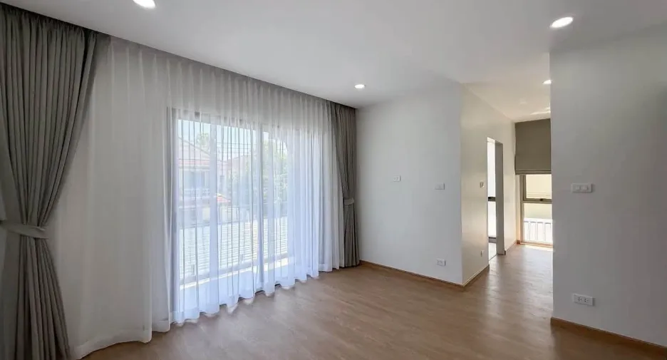 For sale 4 bedrooms villa in Mueang Phuket, Phuket