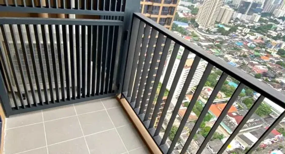 For sale and for rent 2 bedrooms condo in Khlong Toei, Bangkok