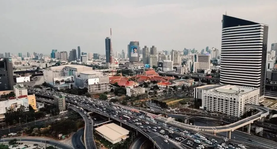 Condo en alquiler de 1 habitaciones en Huai Khwang, Bangkok