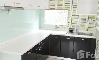 Casa en venta de 3 habitaciones en San Kamphaeng, Chiang Mai